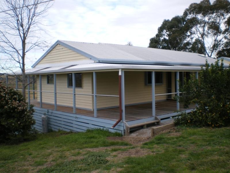 57 GILES STREET, Wiseleigh VIC 3885