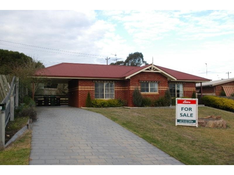 1 The Grange, Bairnsdale VIC 3875