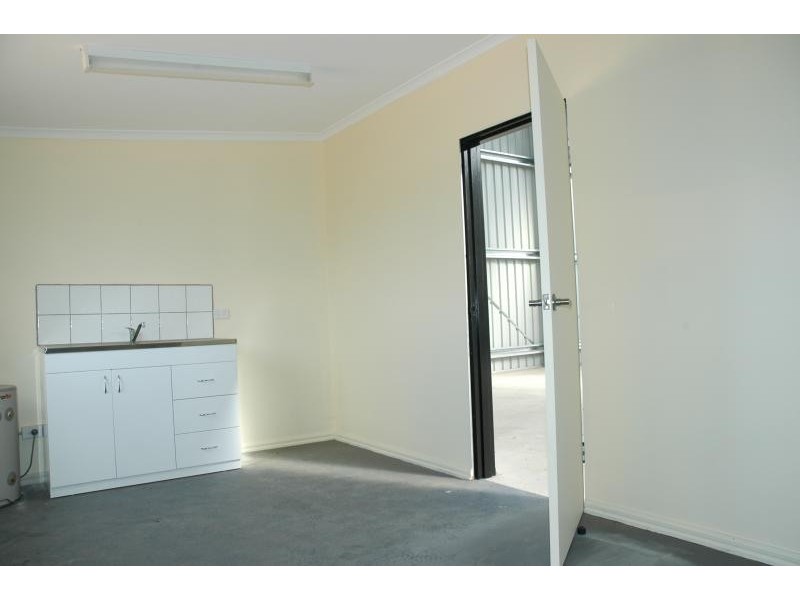 7 Macleod Street, Bairnsdale VIC 3875