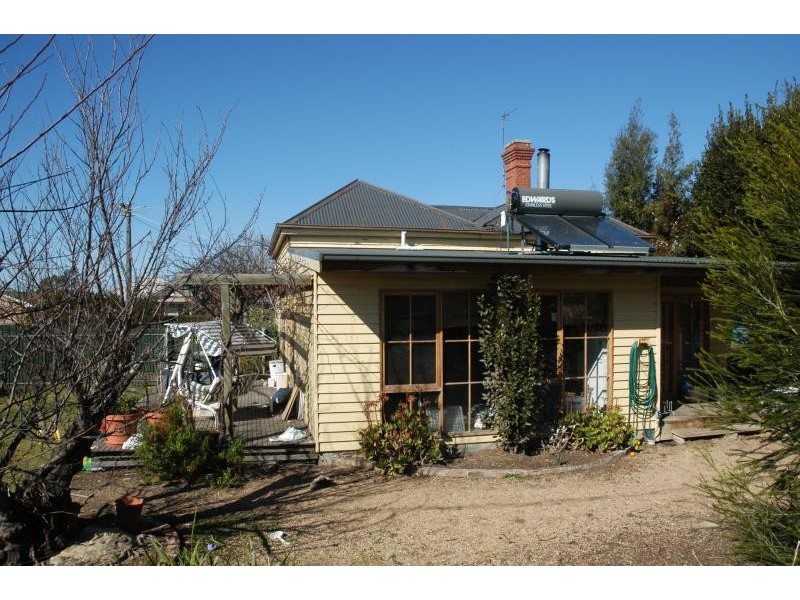 90 Pearson Street, Bairnsdale VIC 3875