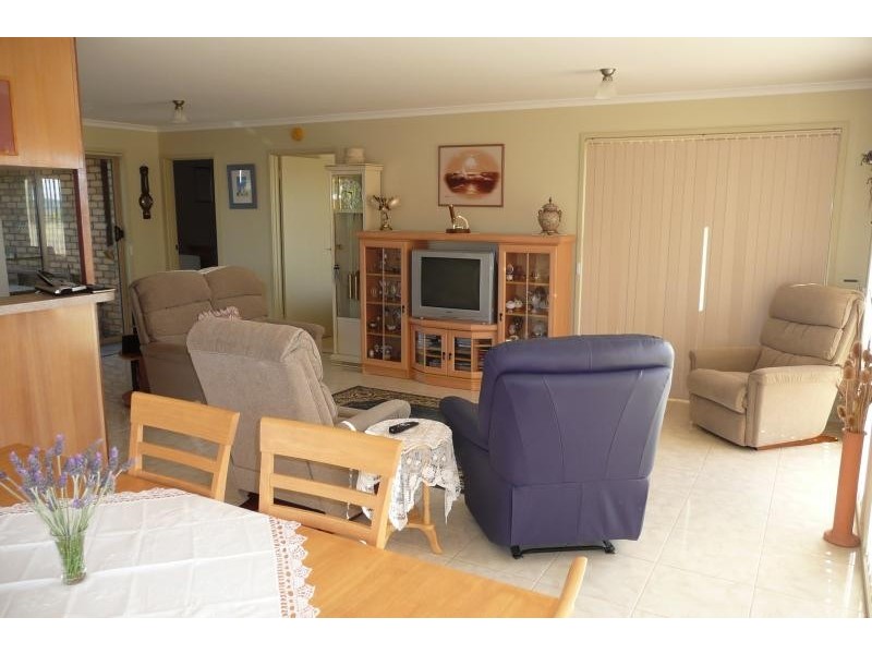 5 Linton Way, Metung VIC 3904