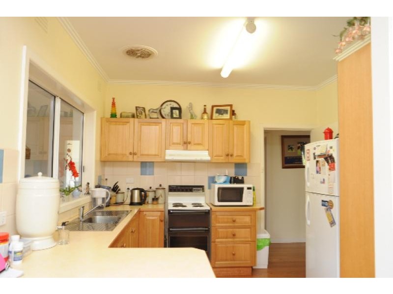 77 Bredt Street, Bairnsdale VIC 3875