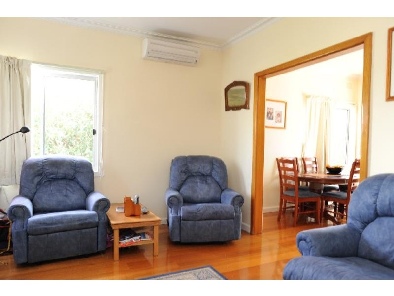 77 Bredt Street, Bairnsdale VIC 3875