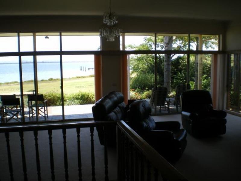 219 Bay Rd, Eagle Point VIC 3878