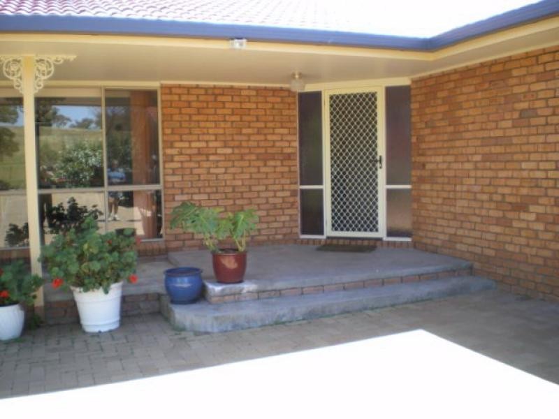 219 Bay Rd, Eagle Point VIC 3878
