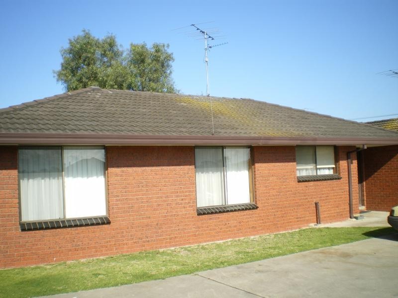 Unit 2/11 Patricia Street, Bairnsdale VIC 3875