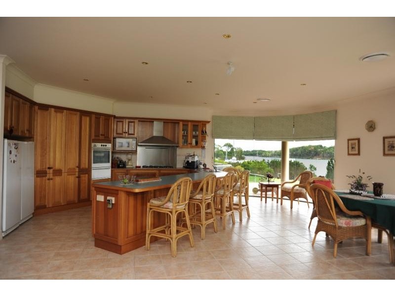 17 Mallard Close, Newlands Arm VIC 3875