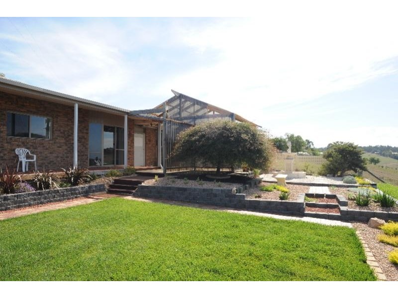 8 Marrah Drive Wy Yung, Bairnsdale VIC 3875