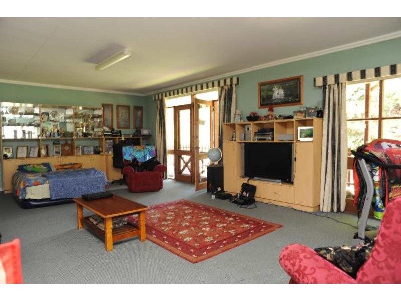 1 A Brown Street, Bairnsdale VIC 3875