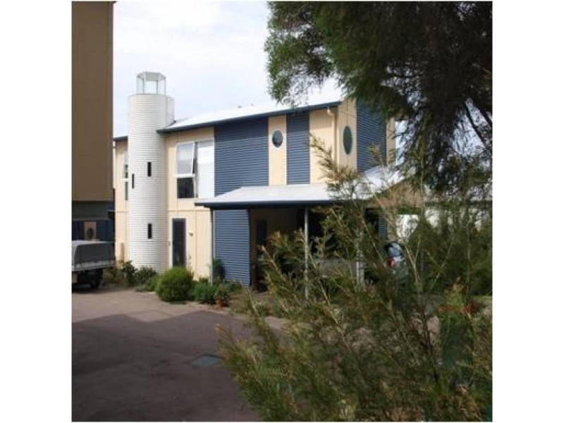 Unit 1/20 Stirling Road, Metung VIC 3904