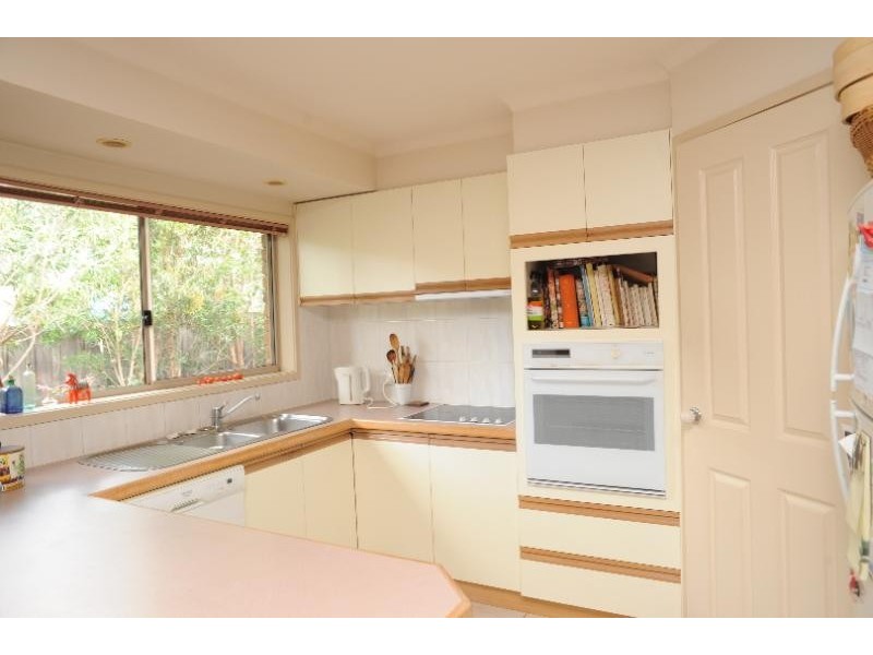 8 Patricia Street, Bairnsdale VIC 3875