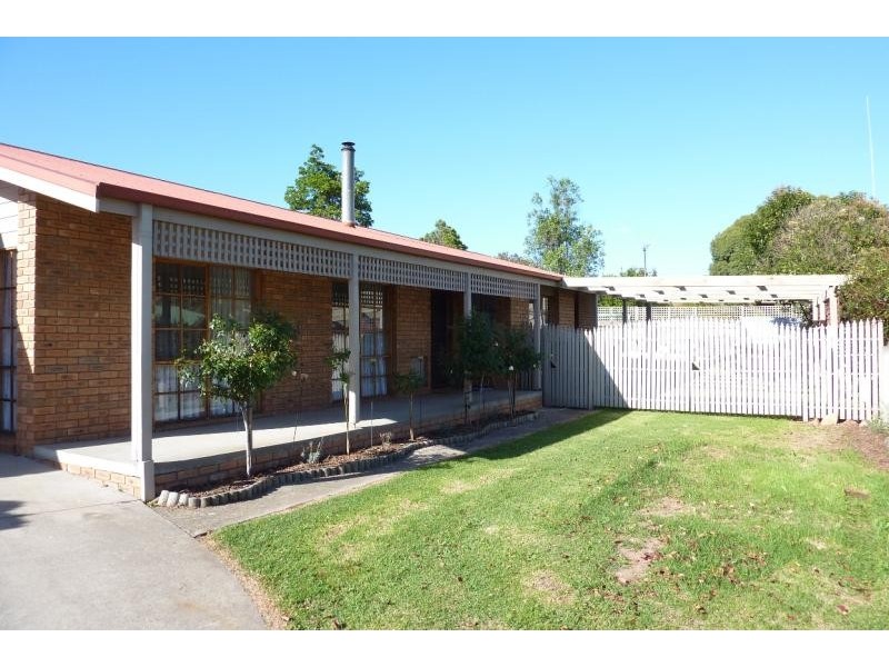 2 Kelsey Court, Bairnsdale VIC 3875