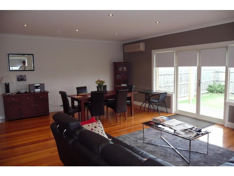 Unit 1/12 b Balmoral Crescent, Bairnsdale VIC 3875