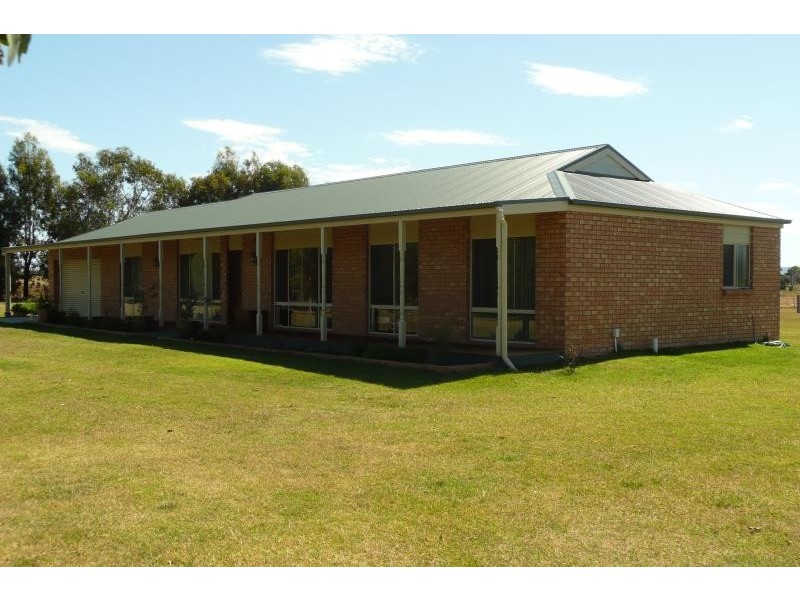 40 Lindenow Fernbank Road, Lindenow South VIC 3875