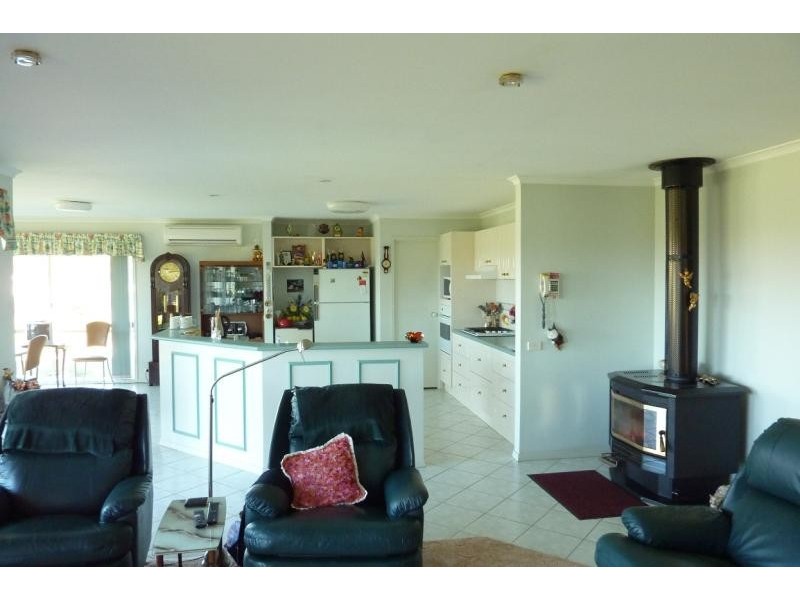 125 Doyles Road, Bairnsdale VIC 3875