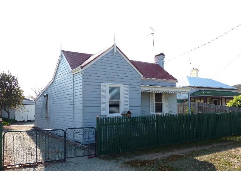 38 Mitchell Street, Bairnsdale VIC 3875