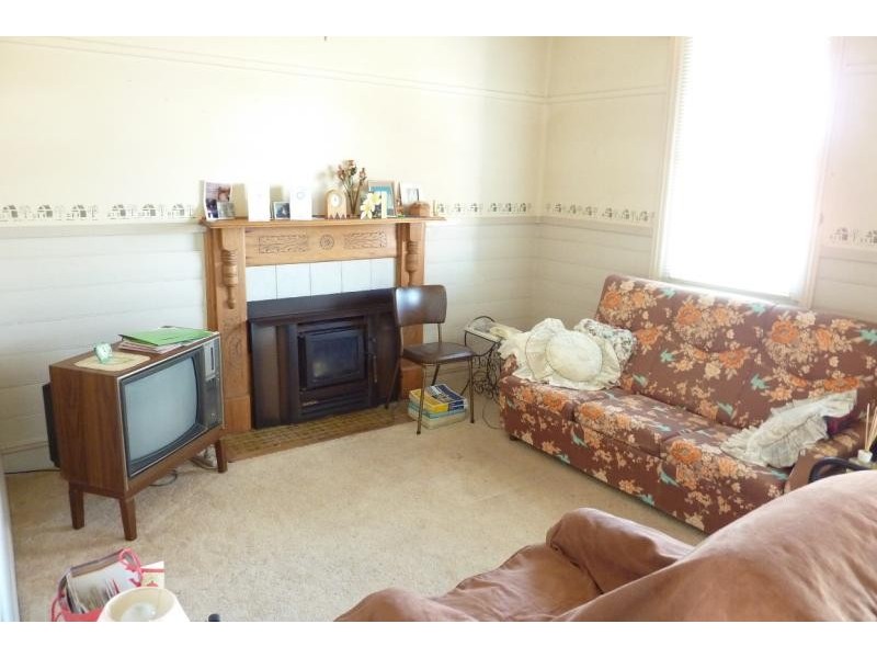 38 Mitchell Street, Bairnsdale VIC 3875