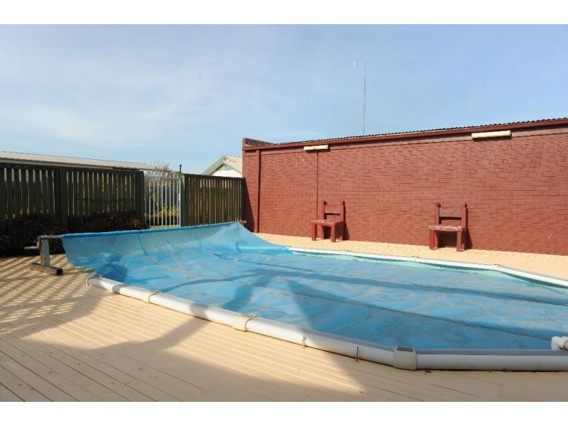27 Maude Street, Bairnsdale VIC 3875