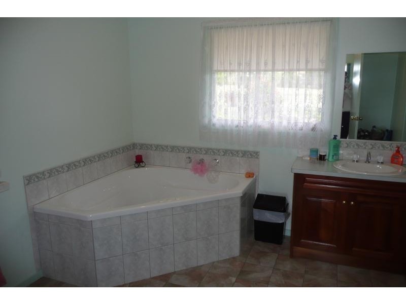 700 Bulumwaal Road, Bairnsdale VIC 3875