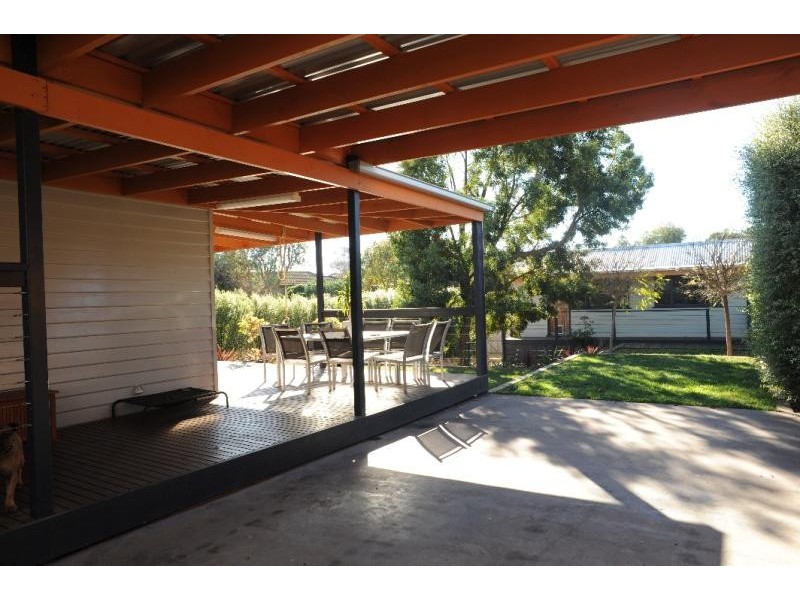 81 Crooke Street, Bairnsdale VIC 3875