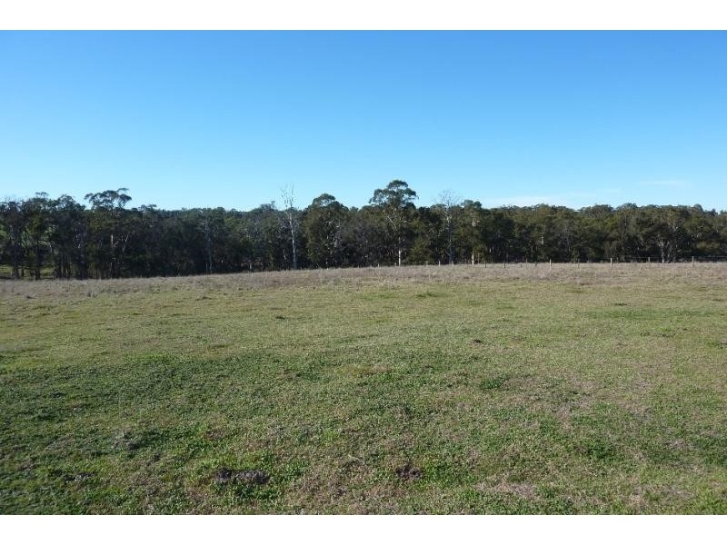 16 Kingsley Drive, Bairnsdale VIC 3875