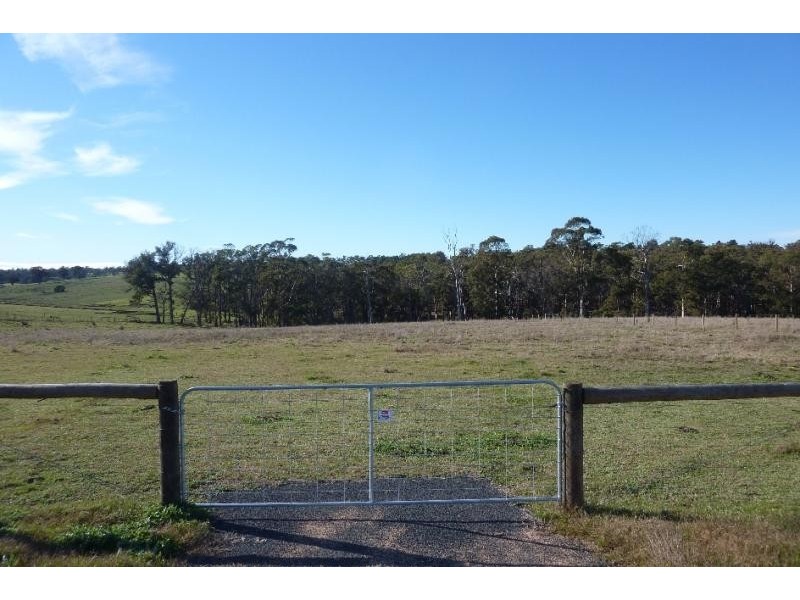 16 Kingsley Drive, Bairnsdale VIC 3875