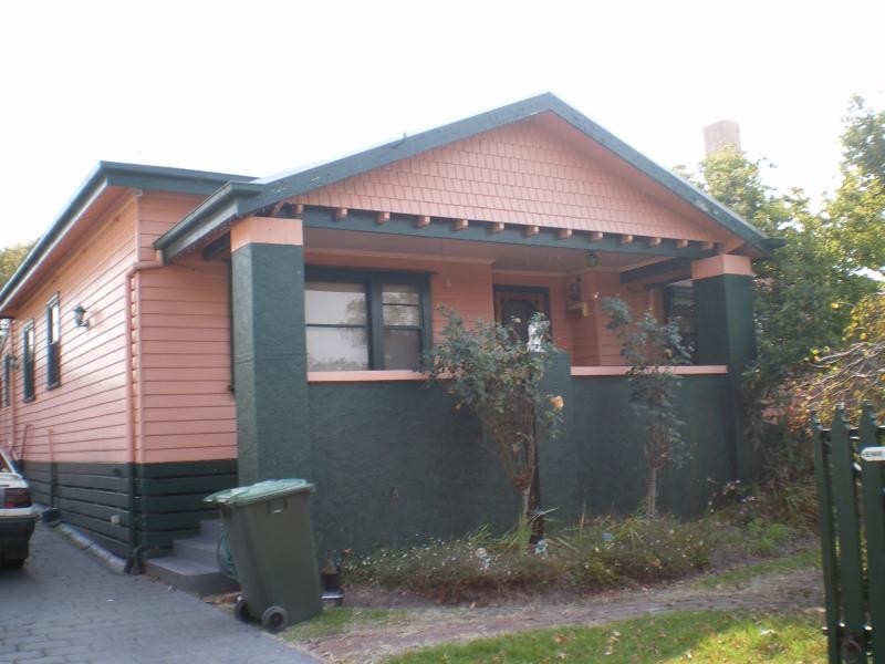 18 Dawson Street, Bairnsdale VIC 3875