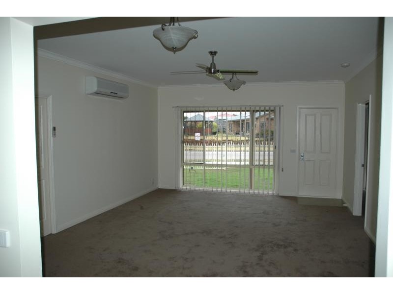 57 A Balmoral Crs, Bairnsdale VIC 3875