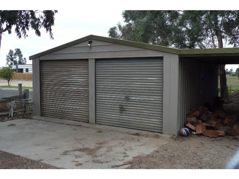 19 Eastwood Road, Bairnsdale VIC 3875