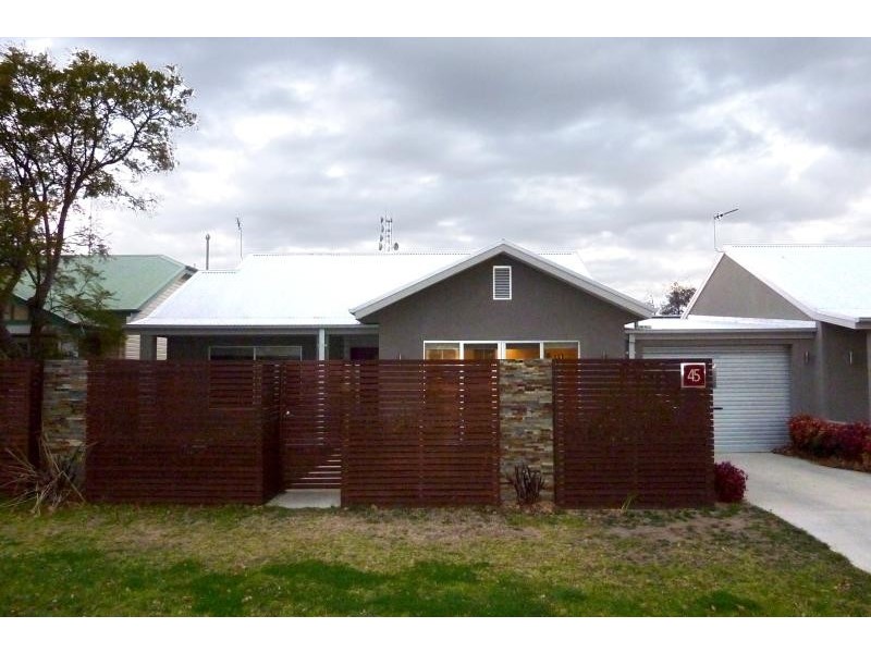 45 Mitchell Street, Bairnsdale VIC 3875