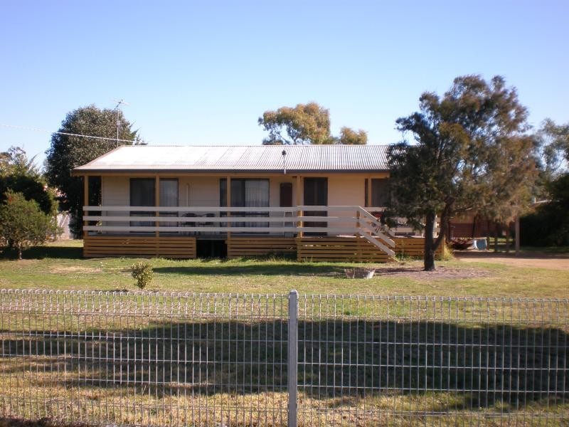 15 Tambo Boulevarde, Metung VIC 3904