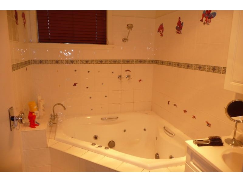 102 Bredt Street, Bairnsdale VIC 3875