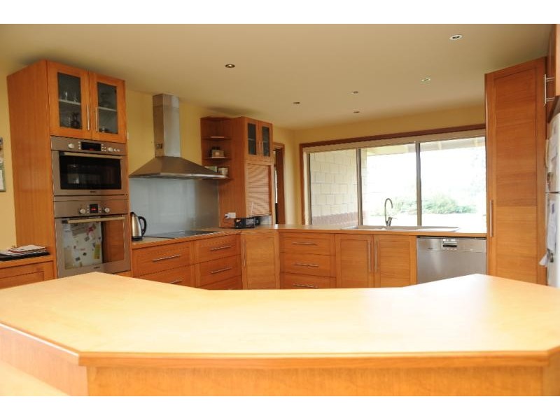 45 Boyd Court, Eagle Point VIC 3878