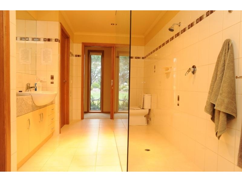 45 Boyd Court, Eagle Point VIC 3878