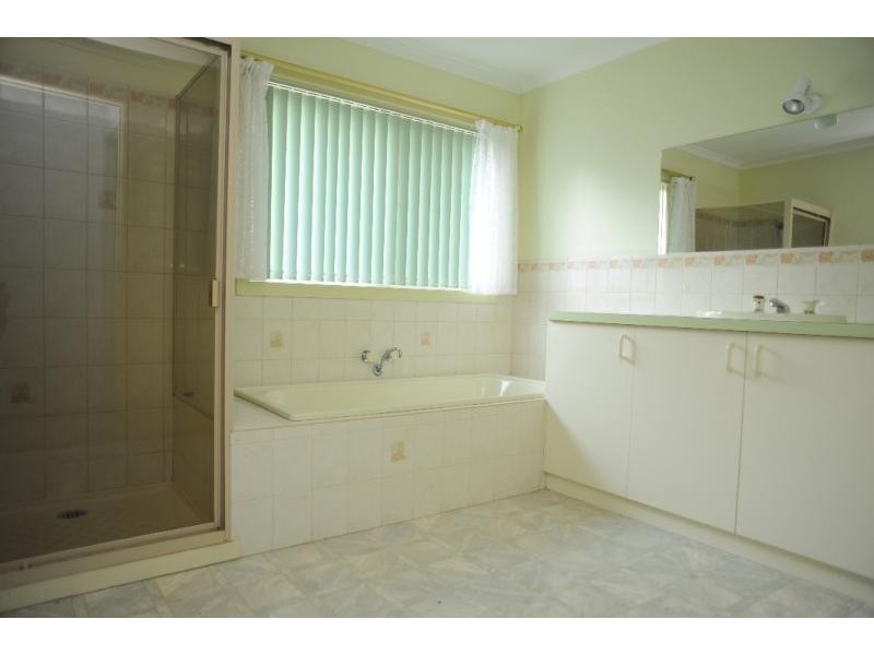 Sarsfield VIC 3875