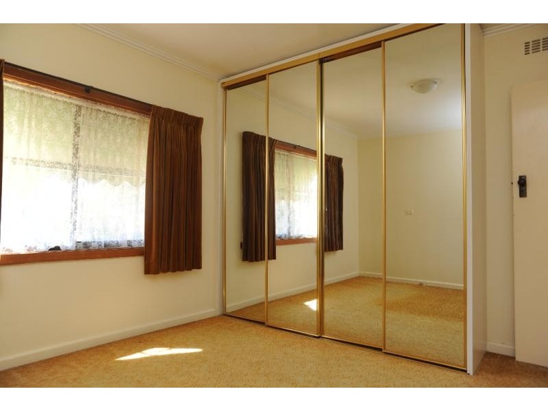 18 Ligar Street, Bairnsdale VIC 3875