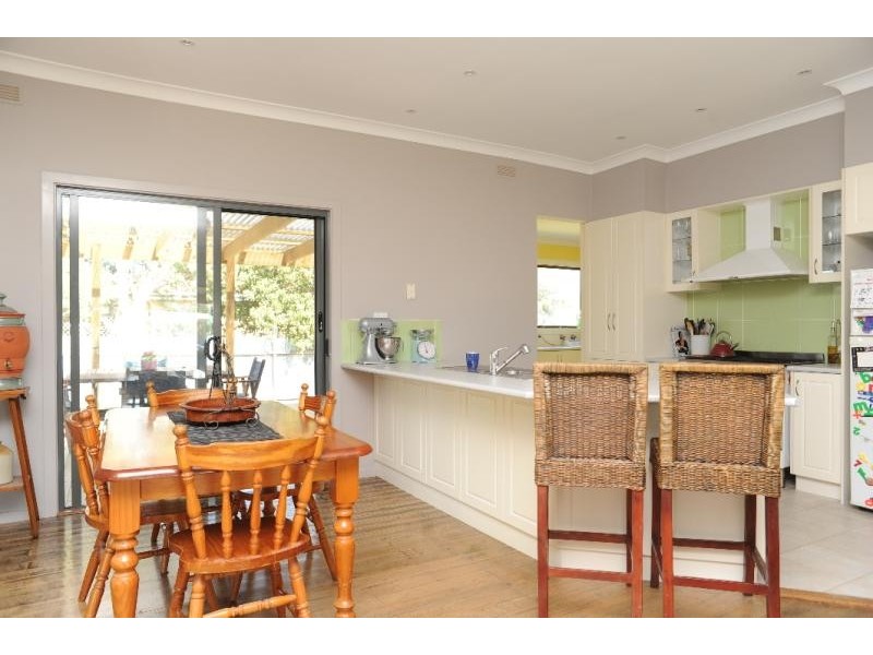 6 Upland Street, Lindenow South VIC 3875