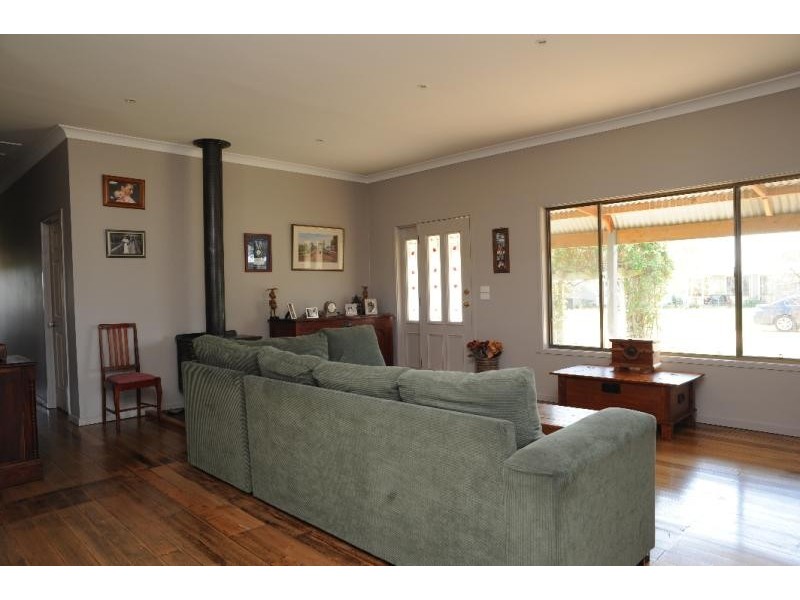 6 Upland Street, Lindenow South VIC 3875