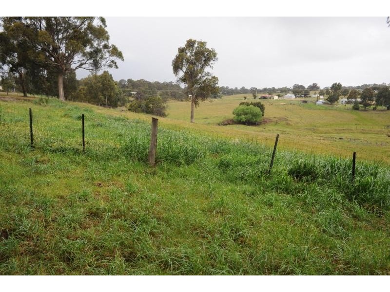 72 Amberly Drive, Nicholson VIC 3882