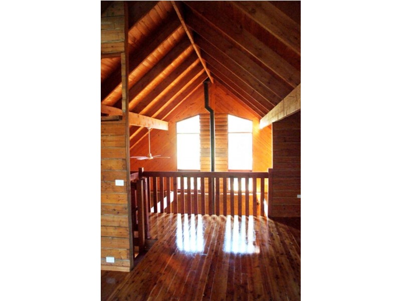 72 Amberly Drive, Nicholson VIC 3882