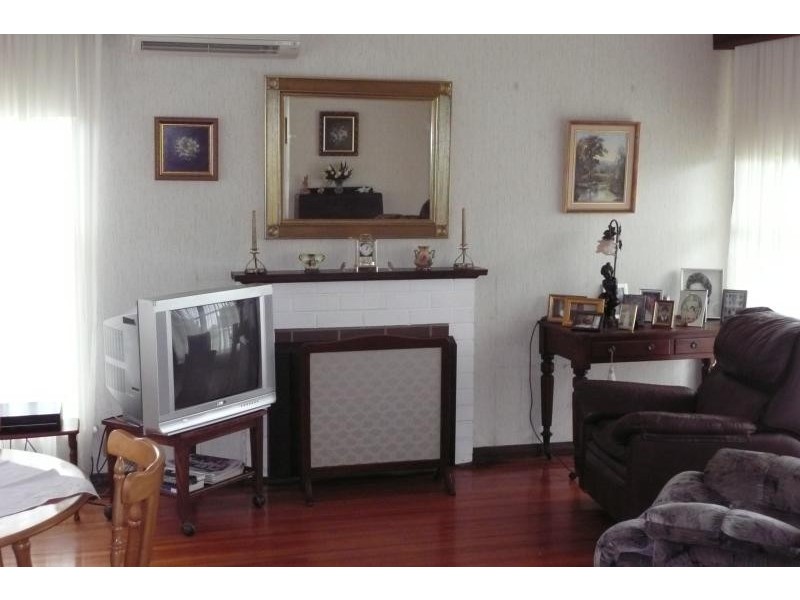 Unit 1/110 Francis Street, Bairnsdale VIC 3875