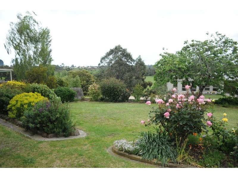 44 Calvert Street, Bairnsdale VIC 3875