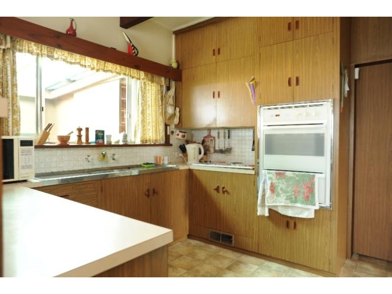 44 Calvert Street, Bairnsdale VIC 3875