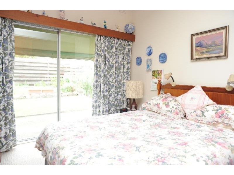 44 Calvert Street, Bairnsdale VIC 3875