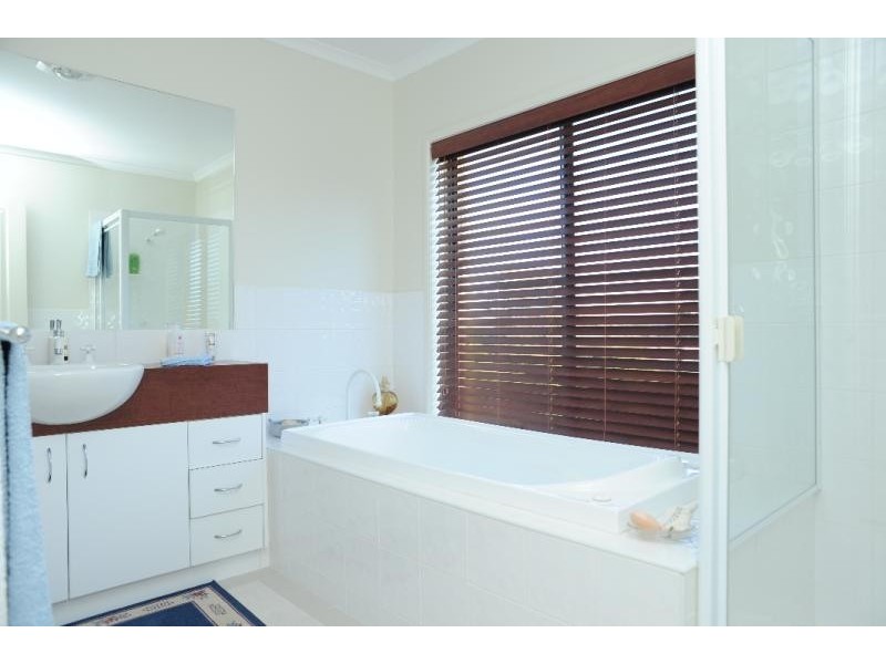 20 Byrne Court, Swan Reach VIC 3903