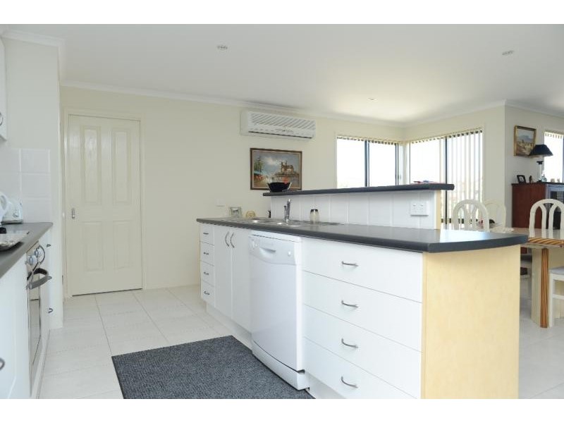 20 Byrne Court, Swan Reach VIC 3903