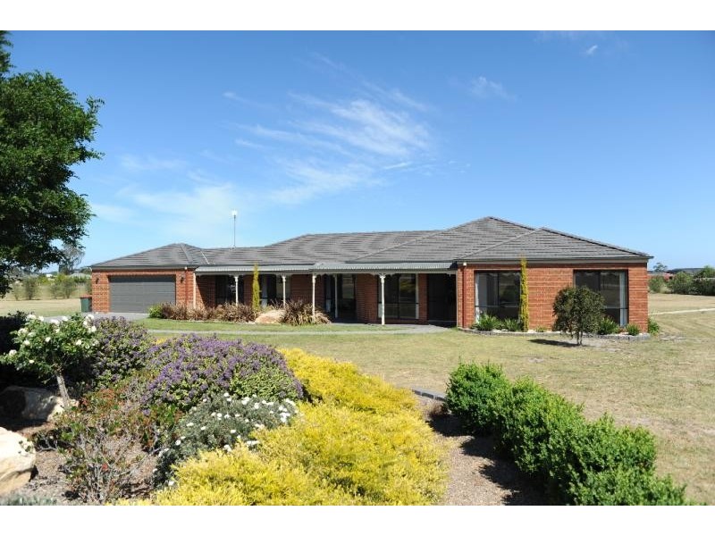 5 Howitt Avenue, Bairnsdale VIC 3875