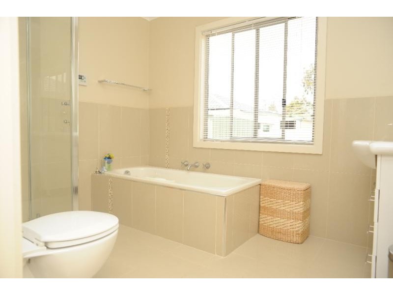 23 Cooma Street, Bairnsdale VIC 3875