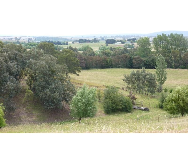 37 Harnham Drive, Bairnsdale VIC 3875