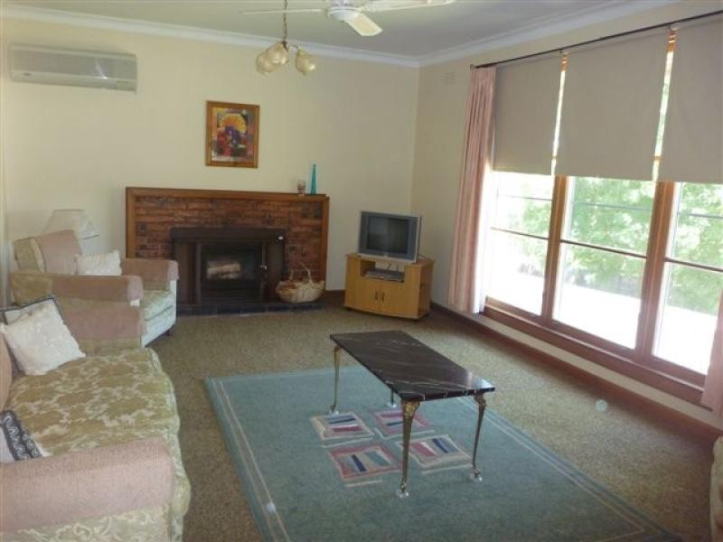 20 Woodgates Road, Buchan VIC 3885